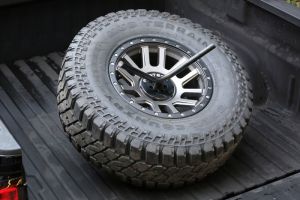 Fabtech Spare Tire Mount FTT10002BK